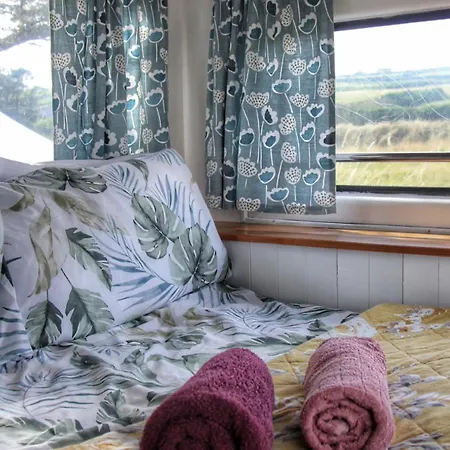 Bed & Breakfast Valentia Island Escape Chapeltown