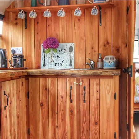 Valentia Island Escape * Chapeltown