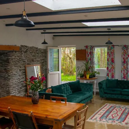 Valentia Island Escape * Chapeltown